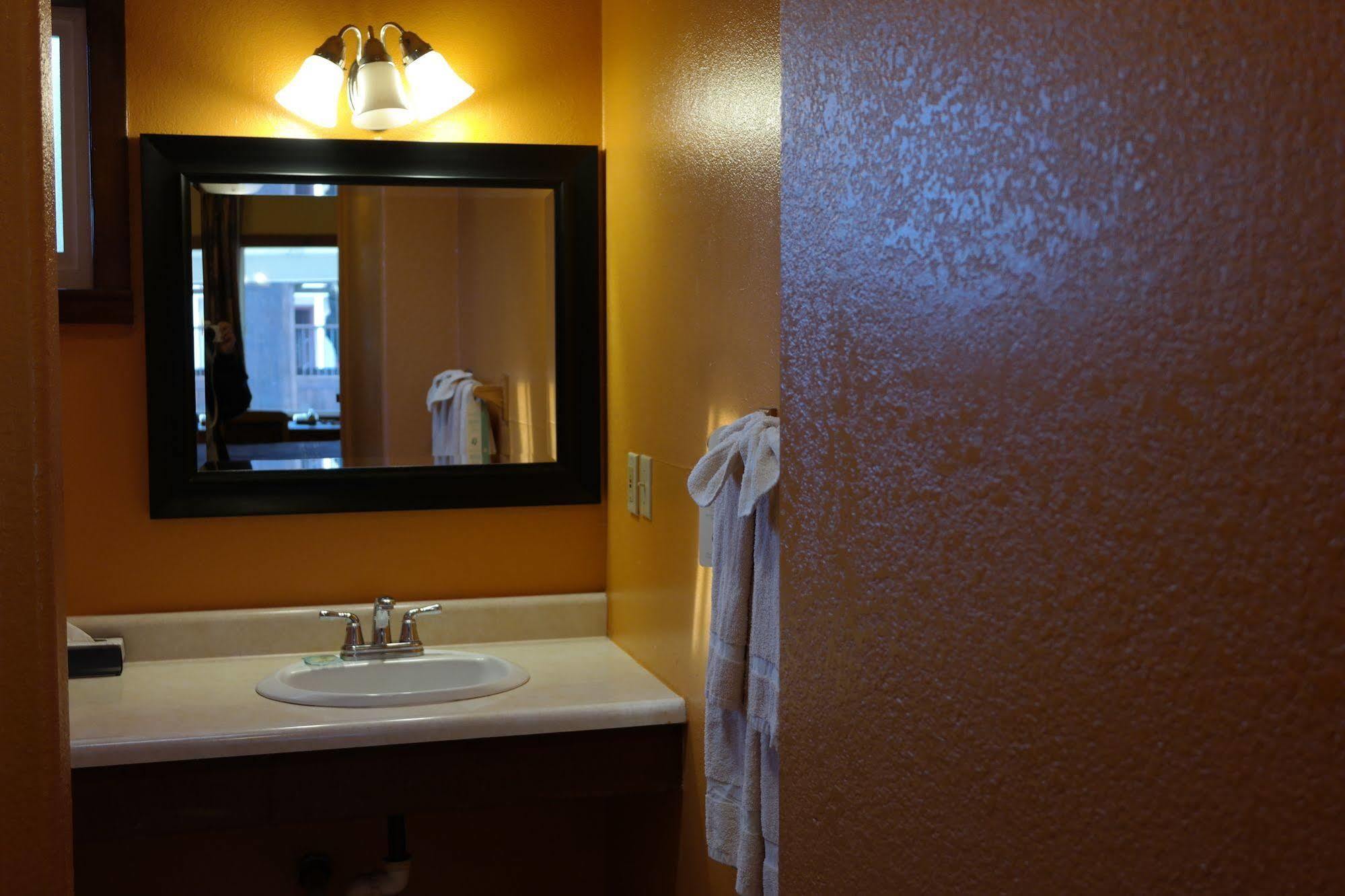Coast Inn And Spa Fort Bragg Exterior foto