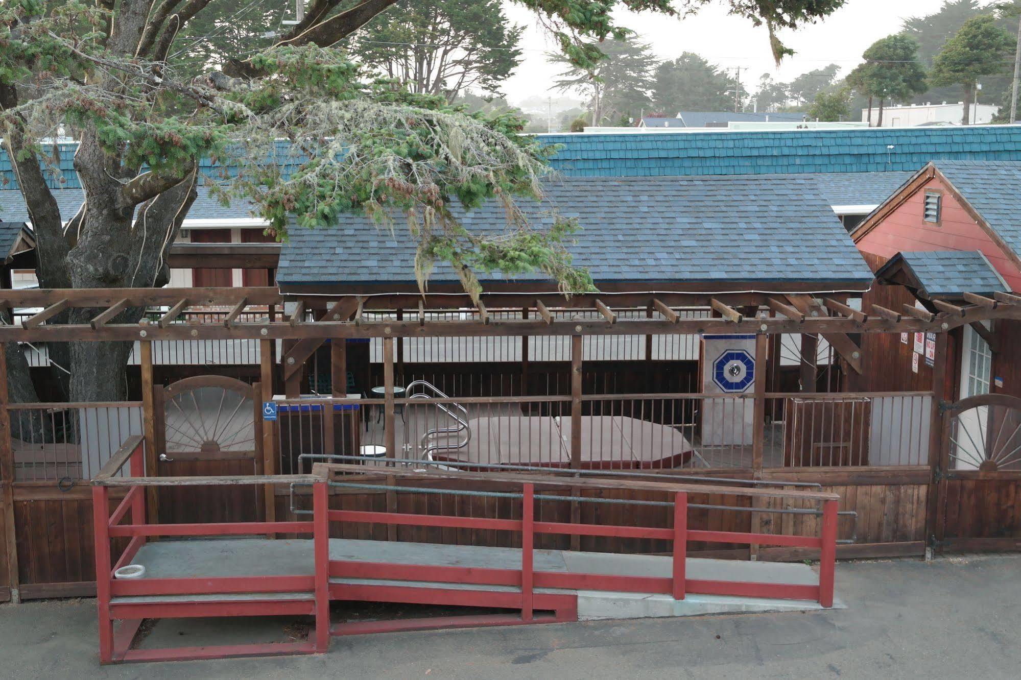 Coast Inn And Spa Fort Bragg Exterior foto